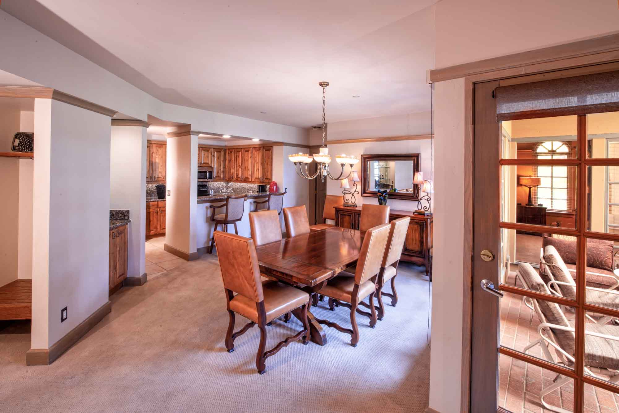 2 Bedroom Condo with Den – Park Plaza Beaver Creek